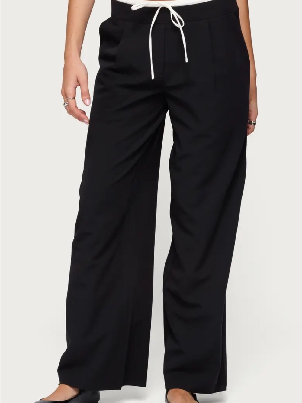 Edikted Peekaboo Pleated Wide Leg Pants